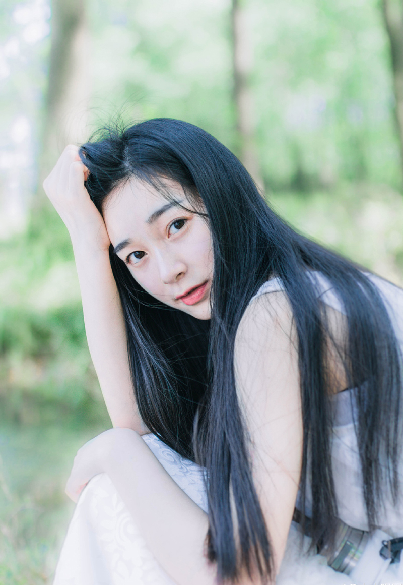 “这就叫运筹帷幄，好好学吧，别一天到晚只想着打仗。”庞统傲然一笑，那一张臭脸，配上现在不可一世的表情，让魏延有种上去狠狠揍他一顿的冲动。